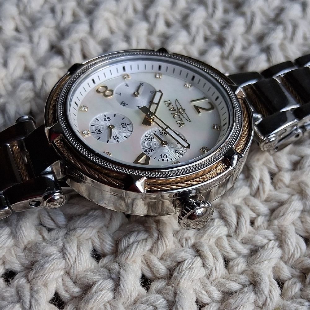 Invicta Two-Tone Silver and Gold Watch 38mm Stainless Steel - Picture 4 of 8